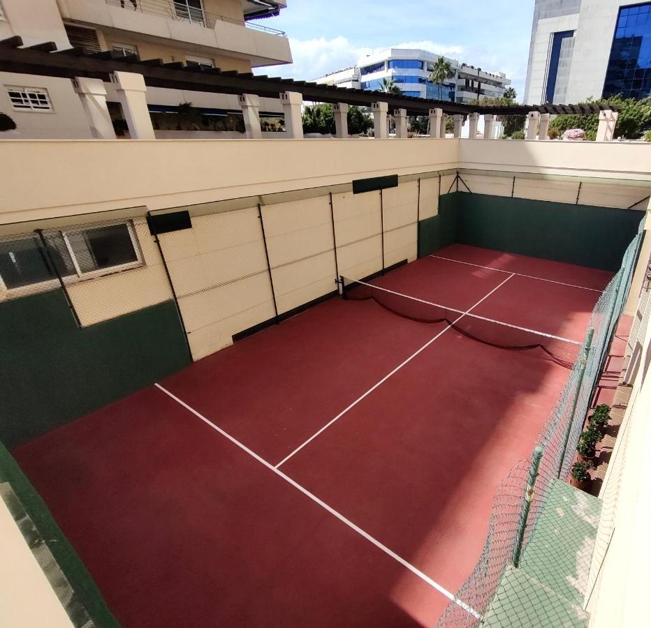 Exclusive Puerto Banus Beach Apartment Free Parking Wifi & Swimming Pool Marbella Dış mekan fotoğraf
